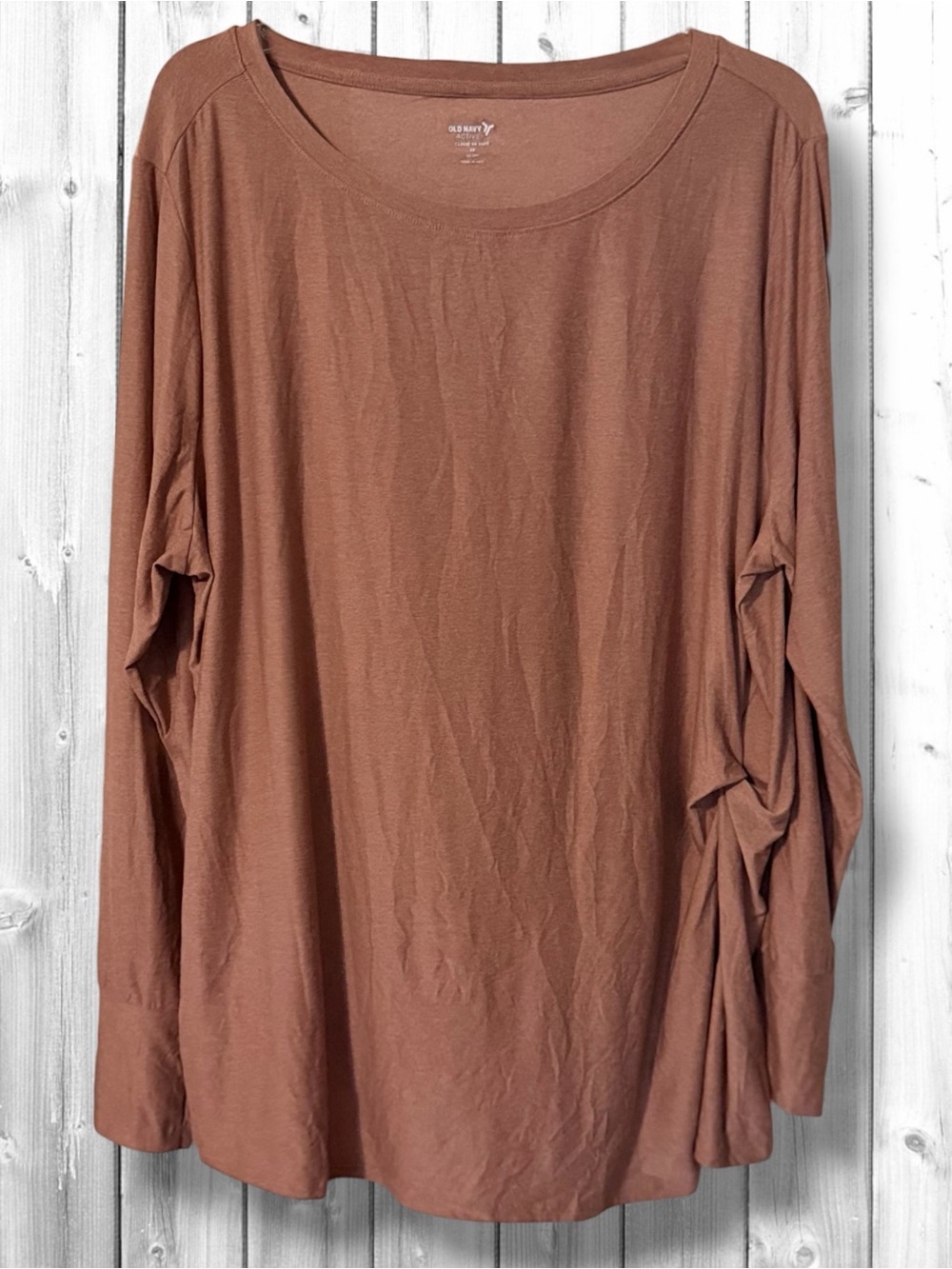 🌼Old Navy Twisted Side Split Long Sleeve Scoop Neck Top — Brown